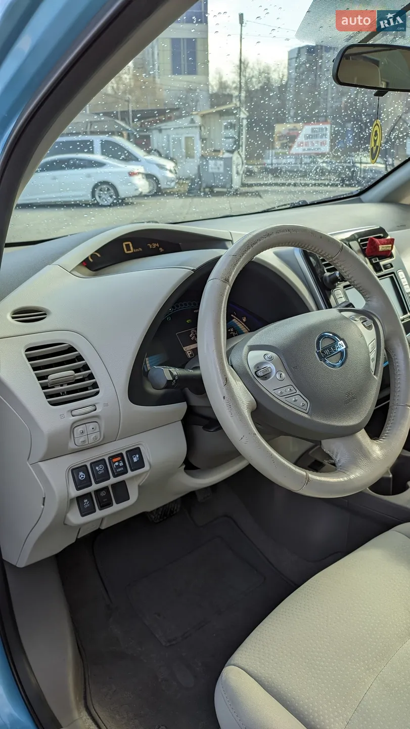 2015 Nissan Leaf - мініатюра 17