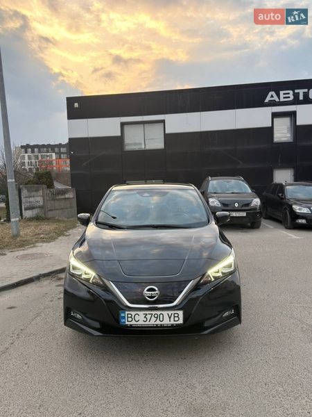 Хэтчбек Nissan Leaf 2021 в Львове