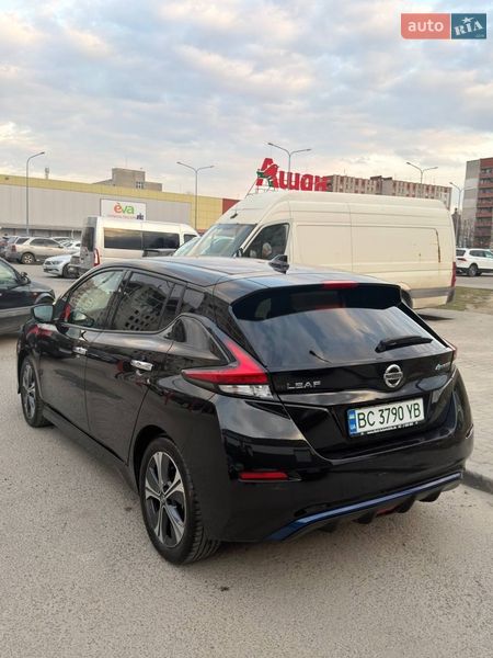 Хэтчбек Nissan Leaf 2021 в Львове