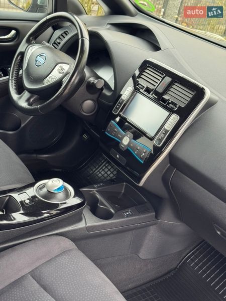 Хэтчбек Nissan Leaf 2013 в Дрогобыче