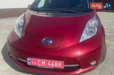 Хетчбек Nissan Leaf 2015 в Яворові