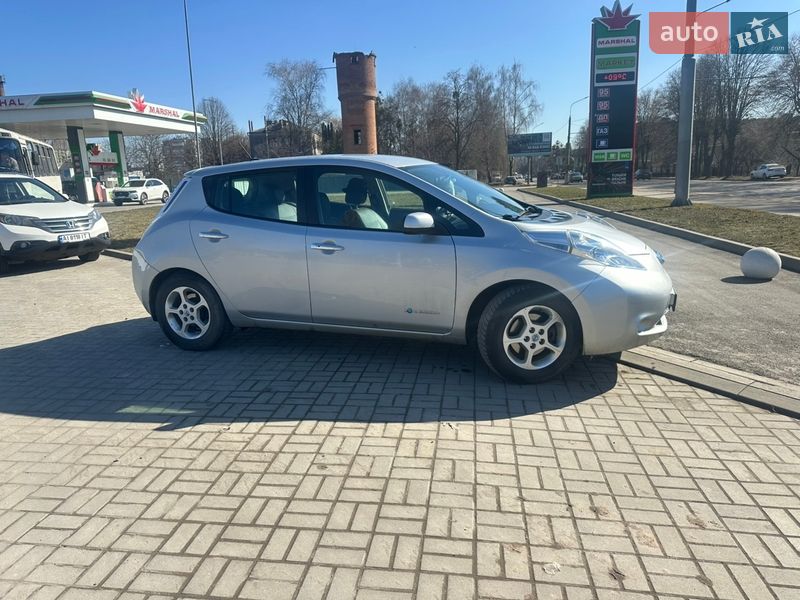 Хэтчбек Nissan Leaf 2016 в Житомире фото 5 Хэтчбек Nissan Leaf 2016 в Житомире