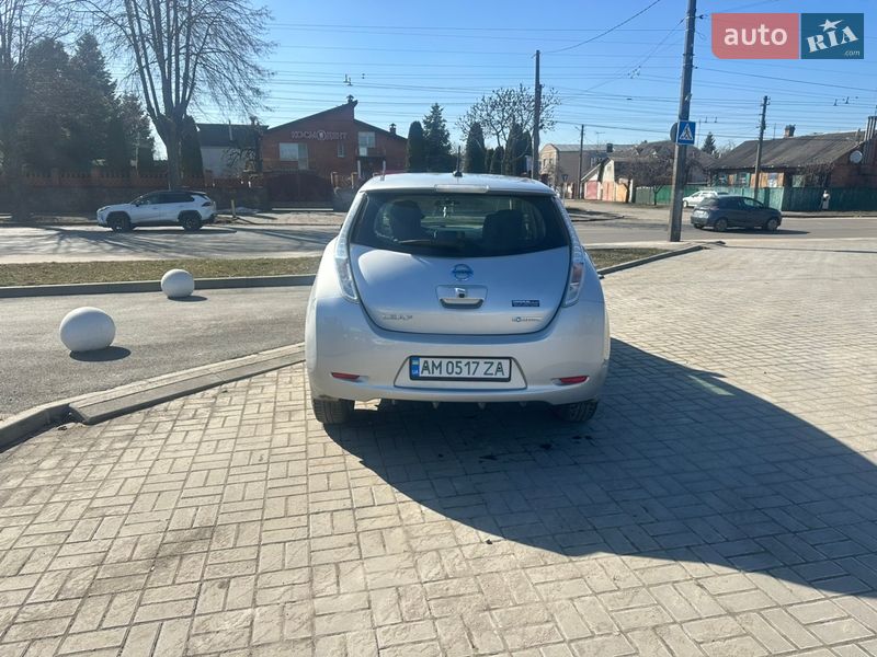 Хэтчбек Nissan Leaf 2016 в Житомире фото 4 Хэтчбек Nissan Leaf 2016 в Житомире