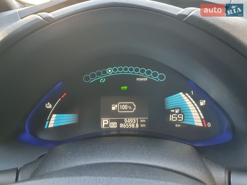 Хетчбек Nissan Leaf 2014 в Горі