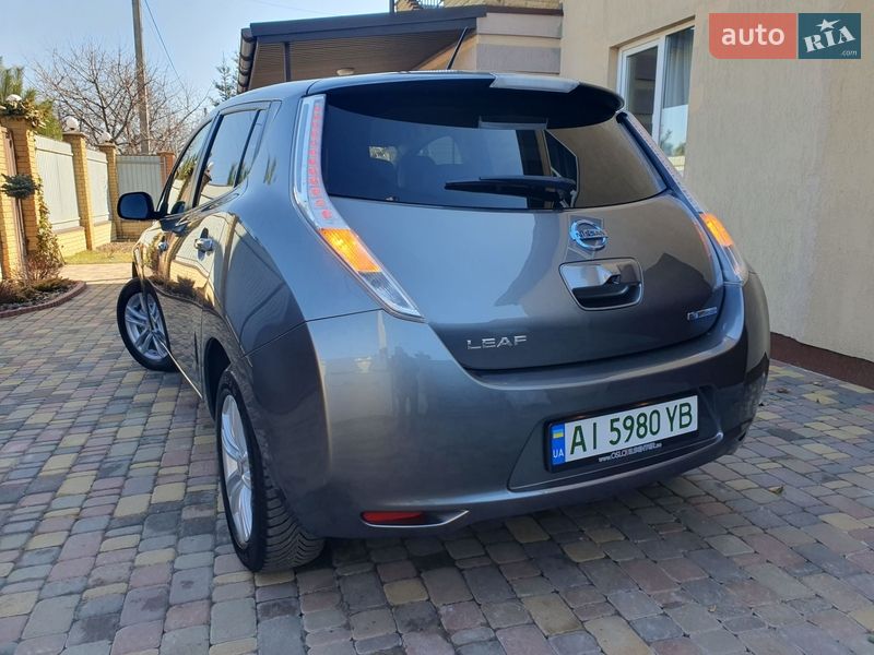 Хетчбек Nissan Leaf 2014 в Горі