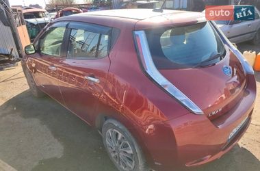 Хэтчбек Nissan Leaf 2011 в Львове