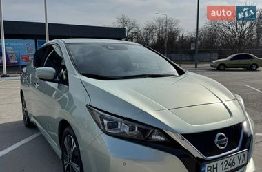 Хетчбек Nissan Leaf 2018 в Одесі