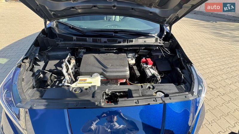 Хэтчбек Nissan Leaf 2024 в Ивано-Франковске