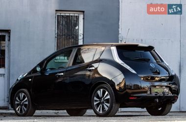 Хэтчбек Nissan Leaf 2017 в Львове
