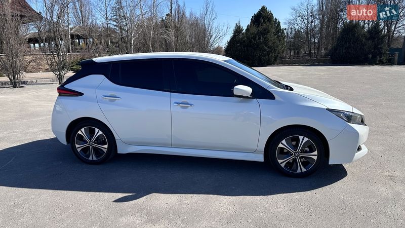 Хэтчбек Nissan Leaf 2020 в Харькове