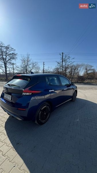 Хэтчбек Nissan Leaf 2024 в Ивано-Франковске