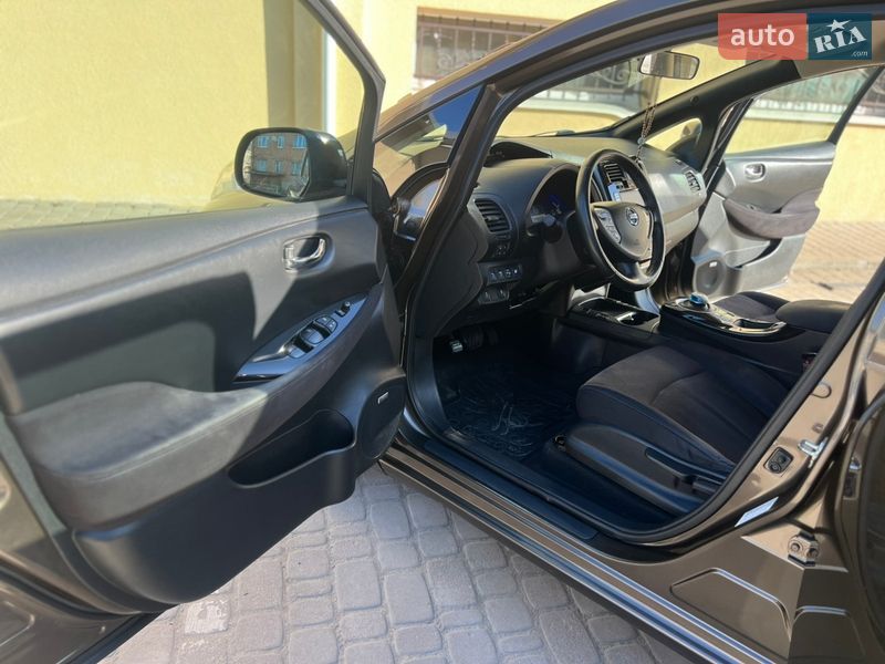 Хетчбек Nissan Leaf 2016 в Трускавці