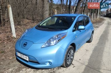 Хэтчбек Nissan Leaf 2014 в Ирпене