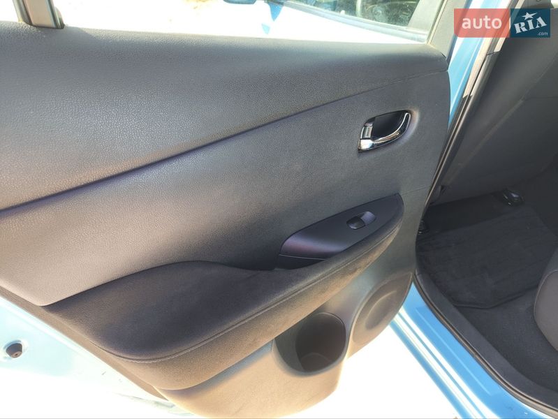 Хэтчбек Nissan Leaf 2014 в Ирпене