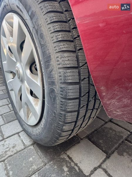 Хэтчбек Nissan Leaf 2015 в Житомире