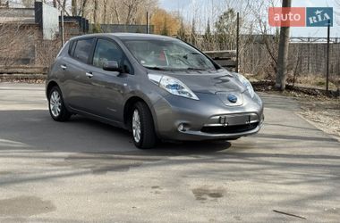 Хетчбек Nissan Leaf 2013 в Дніпрі