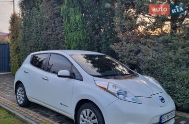 Хэтчбек Nissan Leaf 2013 в Львове