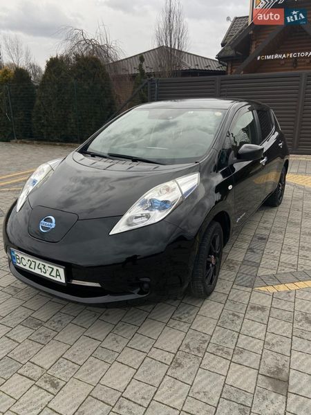 Хэтчбек Nissan Leaf 2016 в Стрые фото Хэтчбек Nissan Leaf 2016 в Стрые