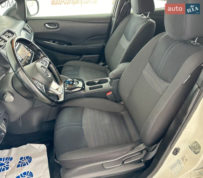 Хэтчбек Nissan Leaf 2018 в Львове