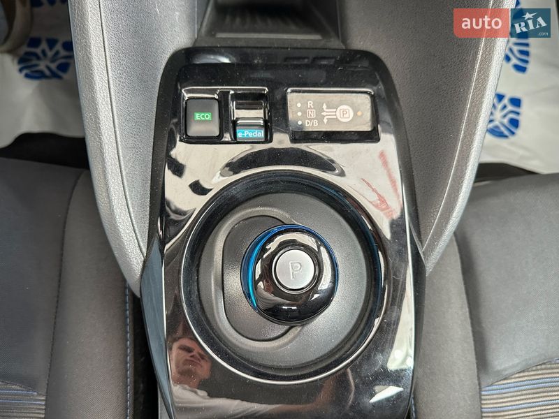 Хэтчбек Nissan Leaf 2018 в Львове