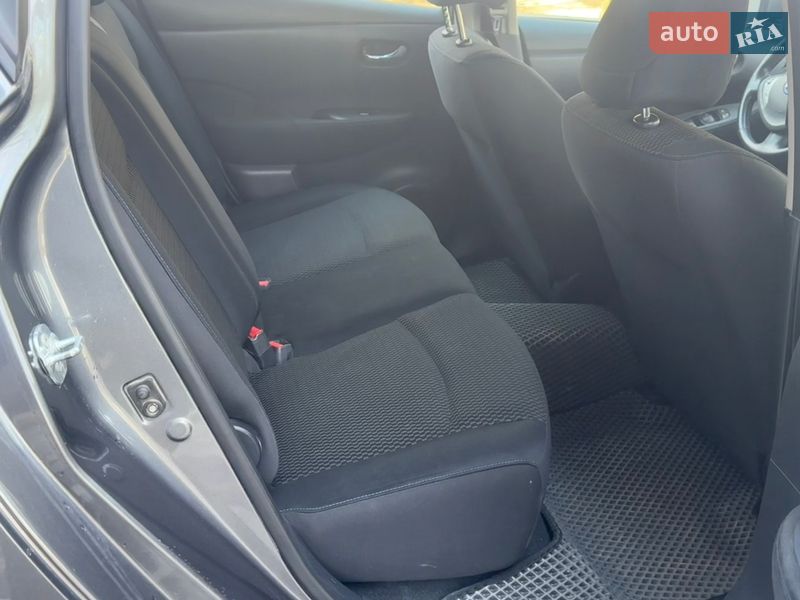 Хэтчбек Nissan Leaf 2015 в Тернополе фото 9 Хэтчбек Nissan Leaf 2015 в Тернополе