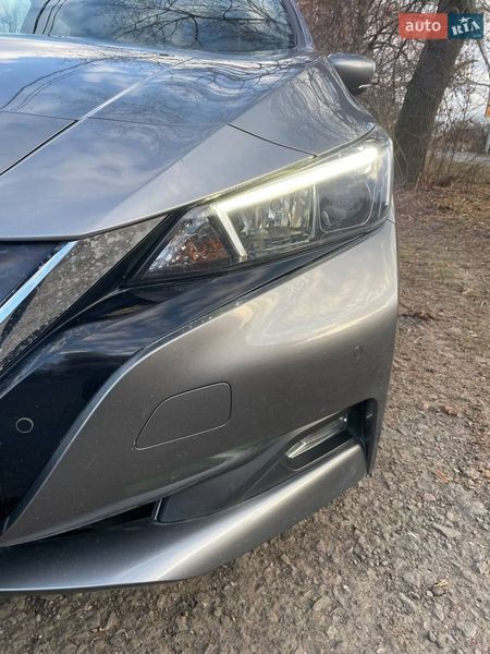 Хэтчбек Nissan Leaf 2018 в Луцке