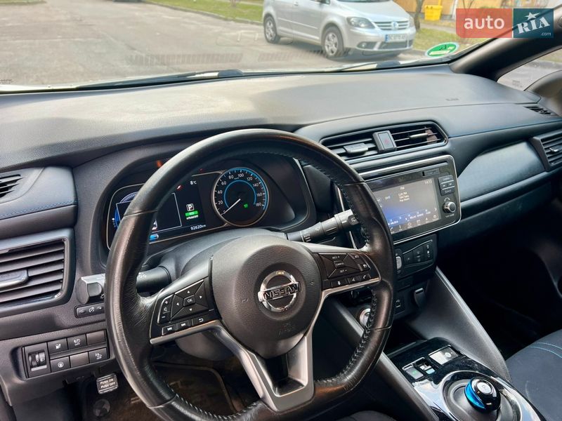 Хэтчбек Nissan Leaf 2018 в Львове