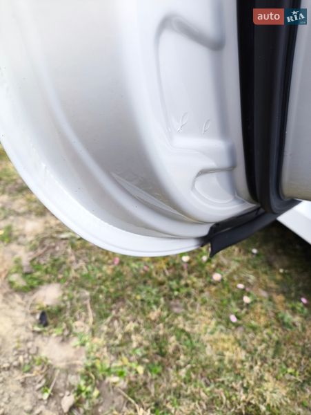 Хэтчбек Nissan Leaf 2019 в Львове фото 110 Хэтчбек Nissan Leaf 2019 в Львове