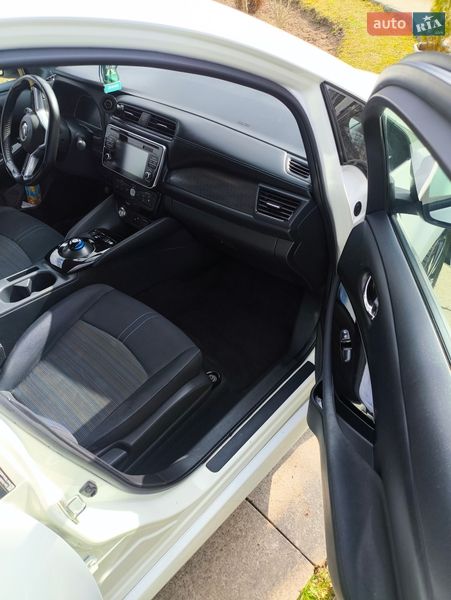 Хэтчбек Nissan Leaf 2019 в Львове фото 123 Хэтчбек Nissan Leaf 2019 в Львове