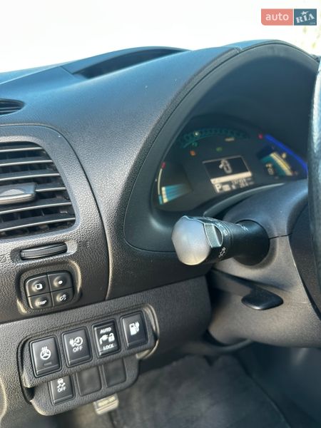 Хетчбек Nissan Leaf 2014 в Мостиській