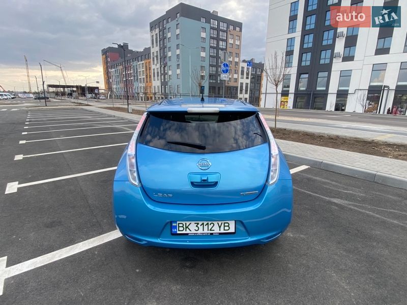 Хэтчбек Nissan Leaf 2012 в Ровно фото 6 Хэтчбек Nissan Leaf 2012 в Ровно