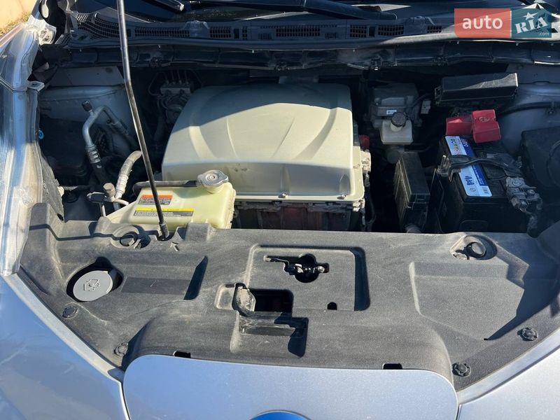 Хэтчбек Nissan Leaf 2017 в Киеве фото 17 Хэтчбек Nissan Leaf 2017 в Киеве