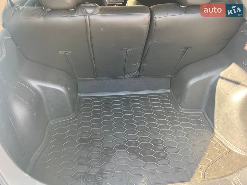 Хэтчбек Nissan Leaf 2017 в Киеве фото 15 Хэтчбек Nissan Leaf 2017 в Киеве