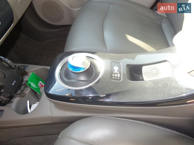 Хетчбек Nissan Leaf 2011 в Львові