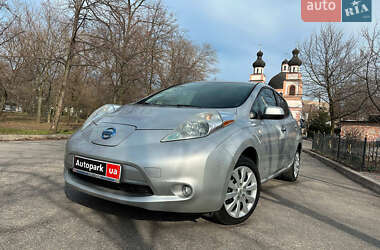 Хетчбек Nissan Leaf 2015 в Запоріжжі