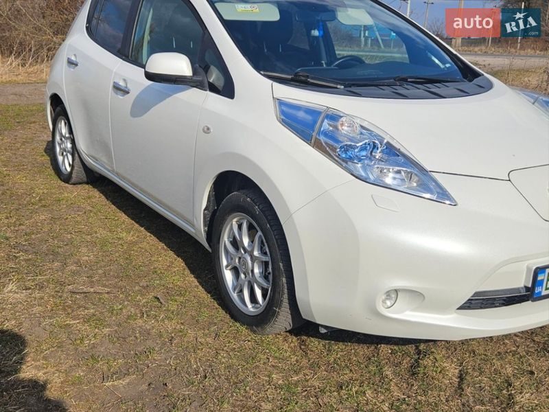 Хетчбек Nissan Leaf 2014 в Теребовлі фото 7 Хетчбек Nissan Leaf 2014 в Теребовлі