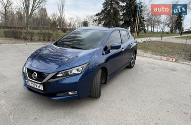 Хэтчбек Nissan Leaf 2021 в Каменском