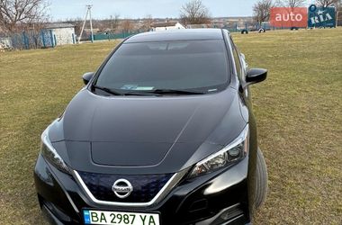 Хэтчбек Nissan Leaf 2019 в Кропивницком