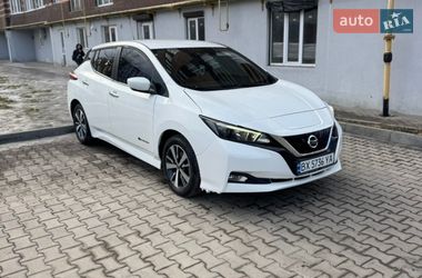 Хэтчбек Nissan Leaf 2018 в Хмельницком
