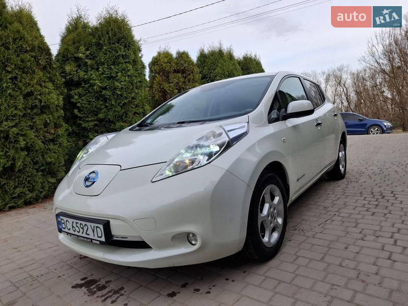 Хэтчбек Nissan Leaf 2013 в Золочеве фото 11 Хэтчбек Nissan Leaf 2013 в Золочеве