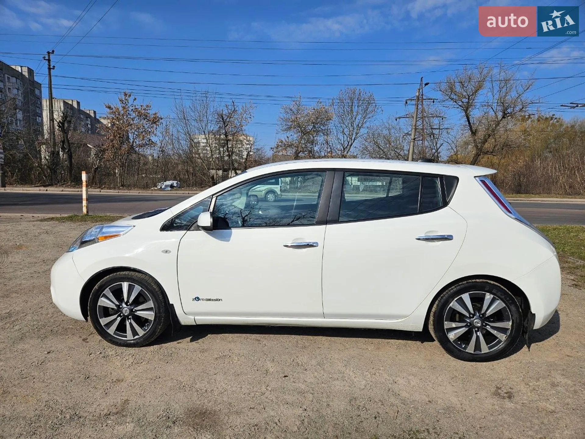 2015 Nissan Leaf - мініатюра 2