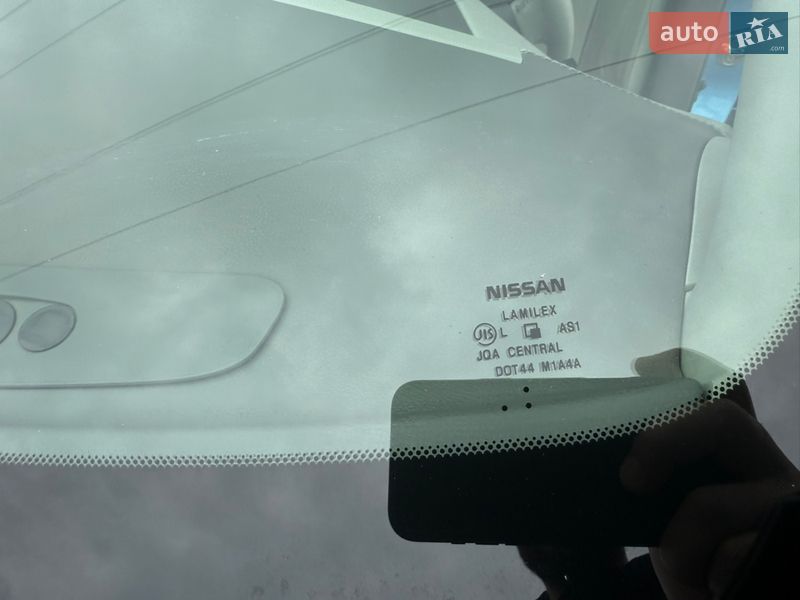 Хетчбек Nissan Leaf 2012 в Дніпрі фото 16 Хетчбек Nissan Leaf 2012 в Дніпрі