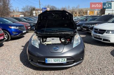 Хетчбек Nissan Leaf 2013 в Полтаві фото 21 Хетчбек Nissan Leaf 2013 в Полтаві