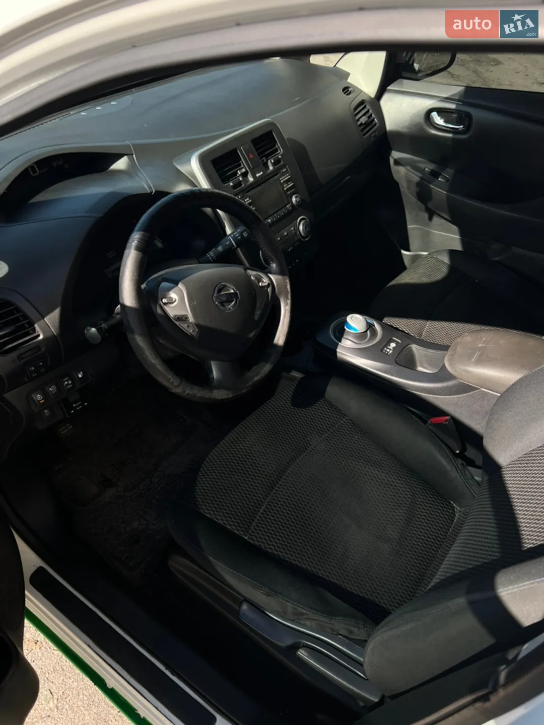 2015 Nissan Leaf - мініатюра 16