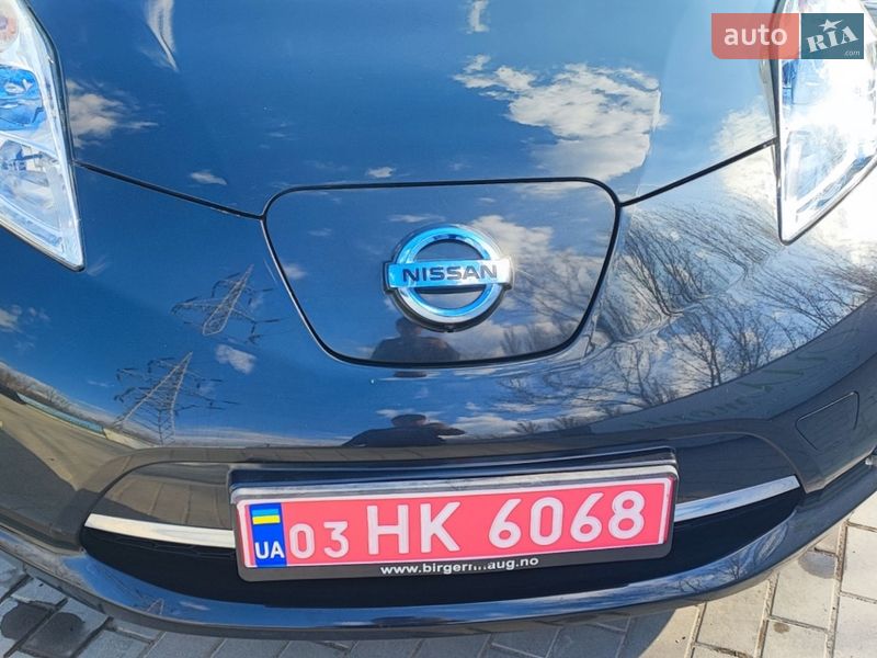 Хэтчбек Nissan Leaf 2013 в Каменец-Подольском