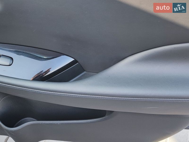 Хэтчбек Nissan Leaf 2013 в Каменец-Подольском