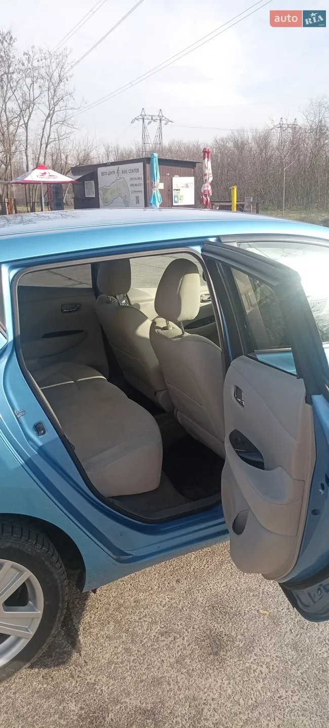 2012 Nissan Leaf - мініатюра 9
