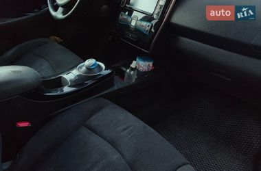 Хэтчбек Nissan Leaf 2016 в Коростышеве