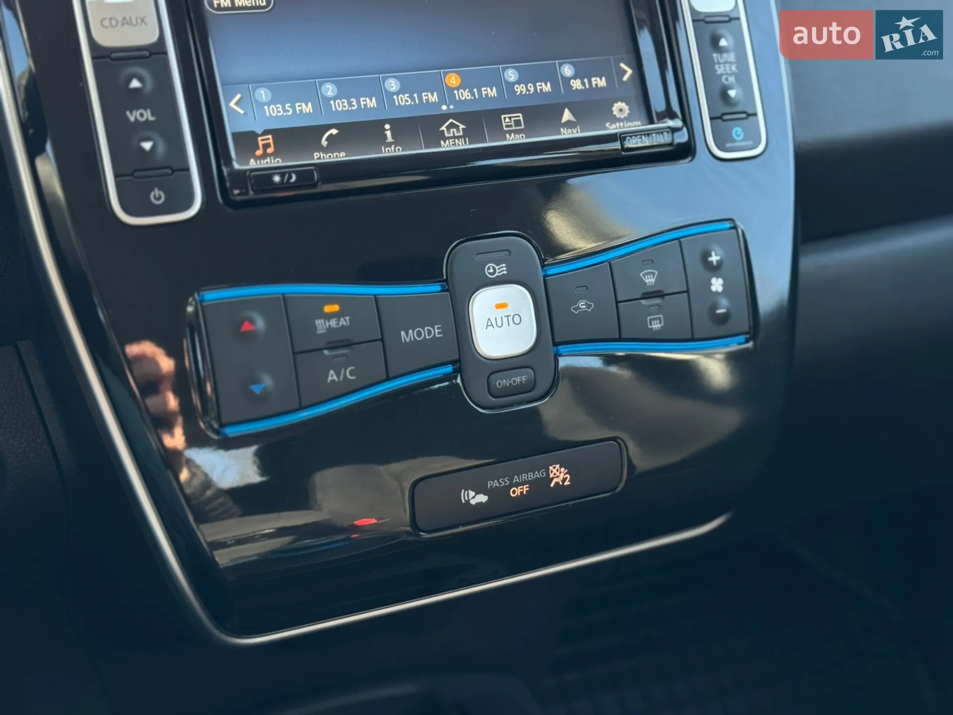 2016 Nissan Leaf - мініатюра 26