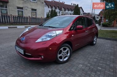 Хетчбек Nissan Leaf 2012 в Стрию